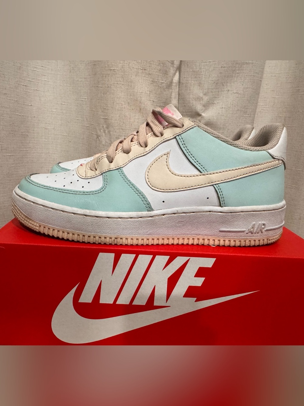 Nike Low-Top Sneakers — Mint Green, White & Cream Accents